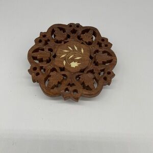 Vintage Hand Carved Wood Floral Inlay Leaves Trivet/Plant Stand/ Made In India